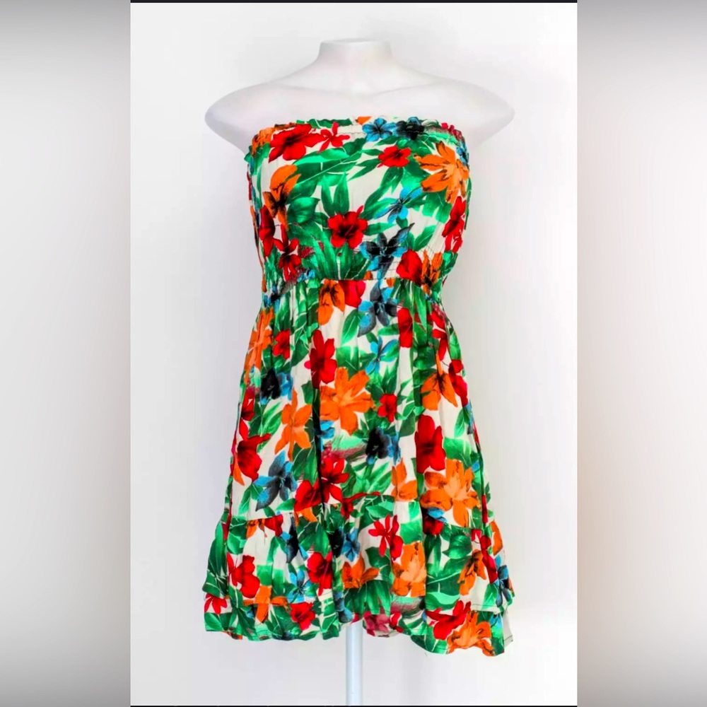 New strapless floral dress